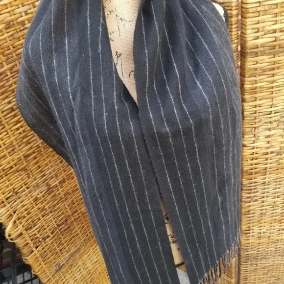 Valentina soft wool scarf/ muffler - Picture 2 of 8